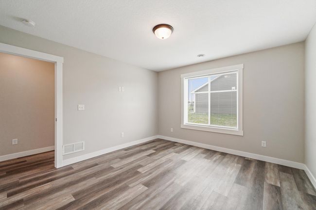 Third bedroom with walk-in closet. | Image 18