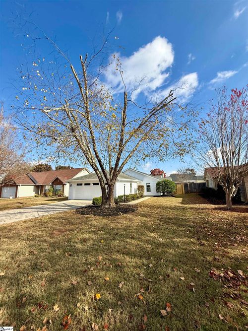 105 Peccole Pass, Moore, SC, 29369-9372 | Card Image