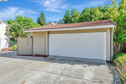 158 Southsun Ct, San Jose, CA, 95138-1823 | Card Image