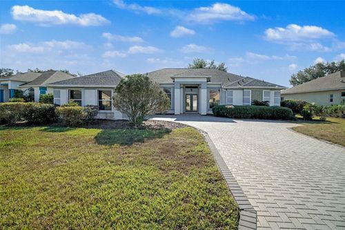 8402 Maybelle Dr, WEEKI WACHEE, FL, 34613-4016 | Card Image