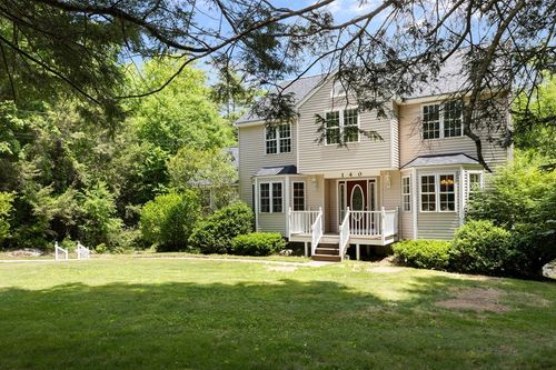 140 Paradise Ln, Sturbridge, MA, 01518-1026 | Card Image