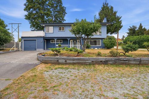 8704 111 Street, Delta, BC, V4C4N7 | Card Image
