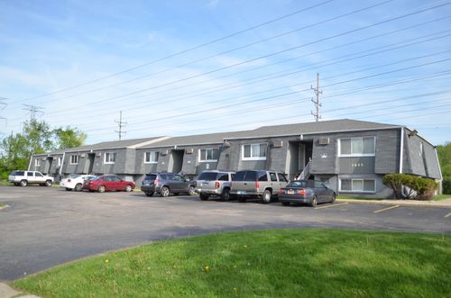 1655 Felten Rd, Aurora, IL, 60505-6901 | Card Image