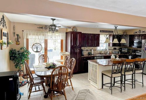 5 Orange Ct, Wappingers Falls, NY, 12590-4411 | Card Image