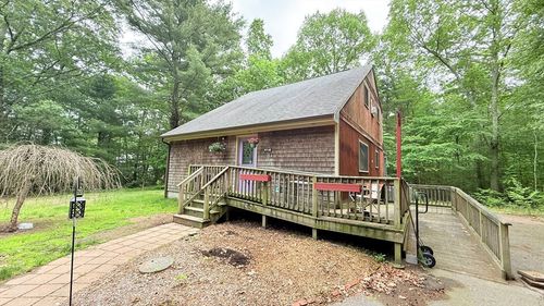 1755 Maple St, North Dighton, MA, 02764-1502 | Card Image