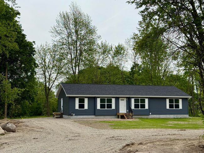 2827 Green Acres Dr, House other with 3 bedrooms, 2 bathrooms and null parking in Mulliken MI | Image 30