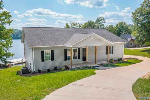 2023 Mohawk Cliff Rd, Ohatchee, AL, 36271-4373 | Card Image