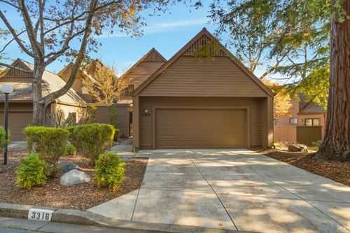 3316 Parker Hill Road, Santa Rosa, CA, 95404 | Card Image