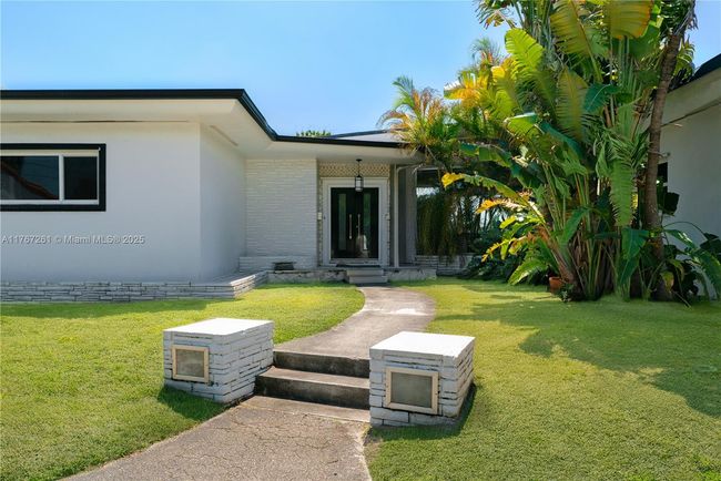 1820 Daytonia Rd, House other with 4 bedrooms, 3 bathrooms and null parking in Miami Beach FL | Image 4