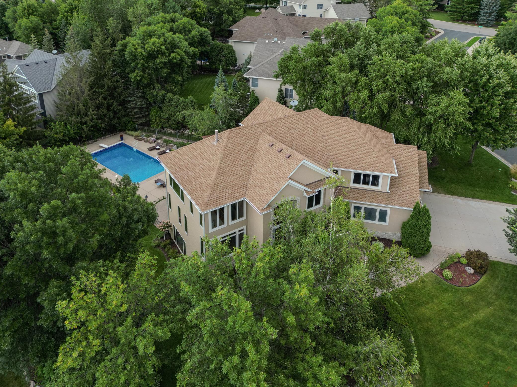 Entrevaux Dr, Eden Prairie, MN 55347