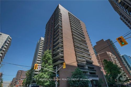 205-475 Laurier Ave W, Ottawa, ON, K1R7X1 | Card Image