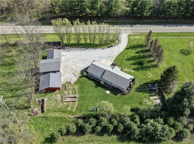 10913 Us Route 62, House other with 5 bedrooms, 2 bathrooms and null parking in Killbuck OH | Image 37