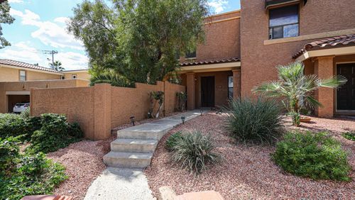 unit-2-10410 N 7th Pl, Phoenix, AZ, 85020-1556 | Card Image