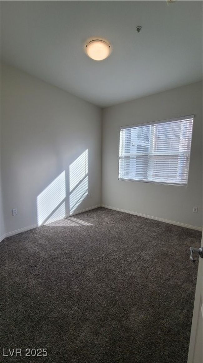 117 - 38 E Serene Ave, Condo with 2 bedrooms, 2 bathrooms and null parking in Las Vegas NV | Image 13