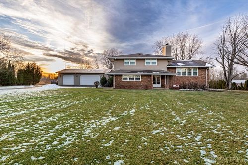 3915 Us Route 68 S, Xenia, OH, 45385-9748 | Card Image