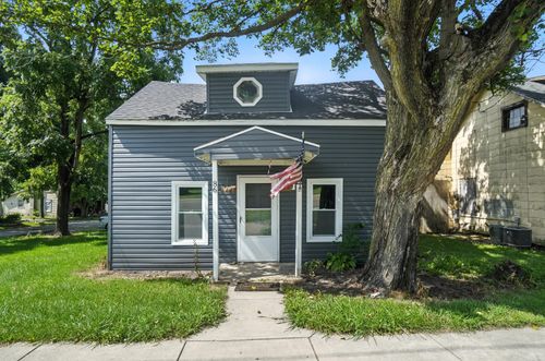 86 W Pleasant St, Catawba, OH, 43010-1104 | Card Image
