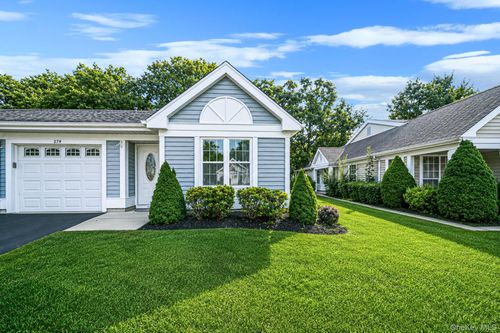 279 Glen Dr, Ridge, NY, 11961-1636 | Card Image