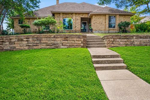 2014 Royal Crest Dr, Garland, TX, 75043-1017 | Card Image