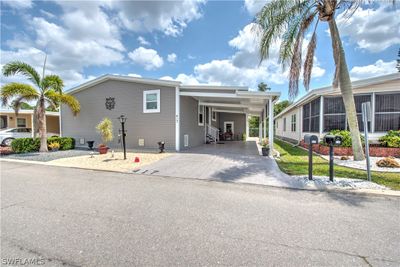 417 Snead Drive, House other with 3 bedrooms, 2 bathrooms and null parking in North Fort Myers FL | Image 1