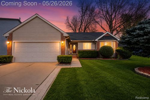 3132 Louis Dr, Troy, MI, 48083-5088 | Card Image