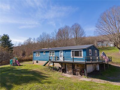 807 E Bramley Mountain Road, House other with 3 bedrooms, 2 bathrooms and null parking in Bovina NY | Image 1