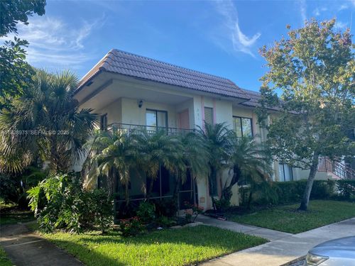 apt-201-419 Lakeview Dr, Weston, FL, 33326-2434 | Card Image