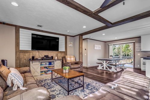 2846 Overlook Dr, Caldwell, TX, 77836-8311 | Card Image