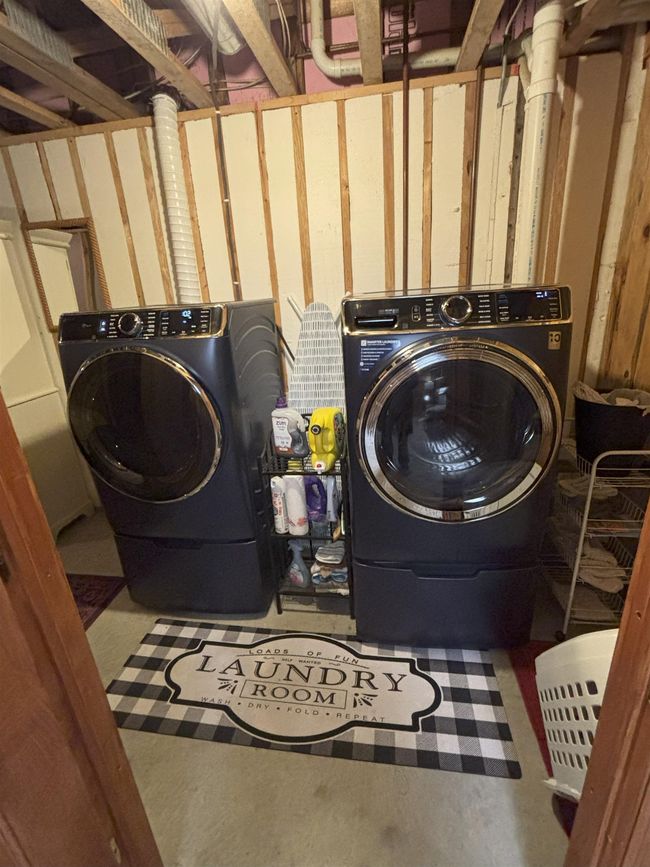 W2099 Highway 23, House other with 3 bedrooms, 2 bathrooms and null parking in Montello WI | Image 24