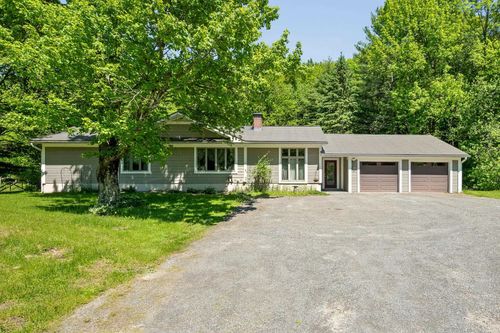 2021 Huntington Rd, Richmond, VT, 05477-9748 | Card Image