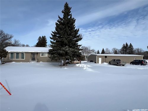35 Assiniboia Ave, Dubuc, SK, S0A0R0 | Card Image