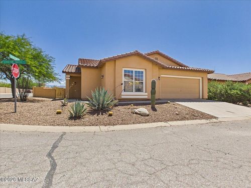 9990 N Stratton Saddle Trl, Tucson, AZ, 85742-8610 | Card Image