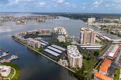 apt-407-7400 Sun Island Dr S, SOUTH PASADENA, FL, 33707-4425 | Card Image