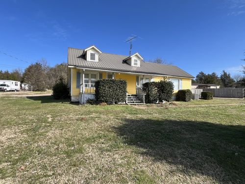 2635 Elkton Pike, Pulaski, TN, 38478-8718 | Card Image