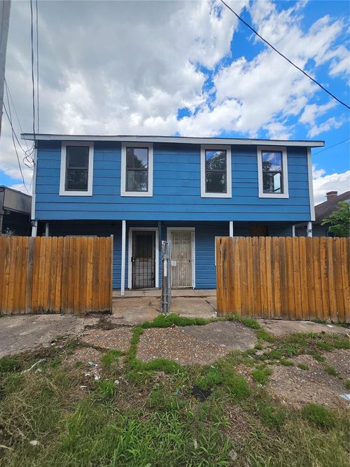 4-3229 Holman St, Houston, TX, 77004-3512 | Card Image