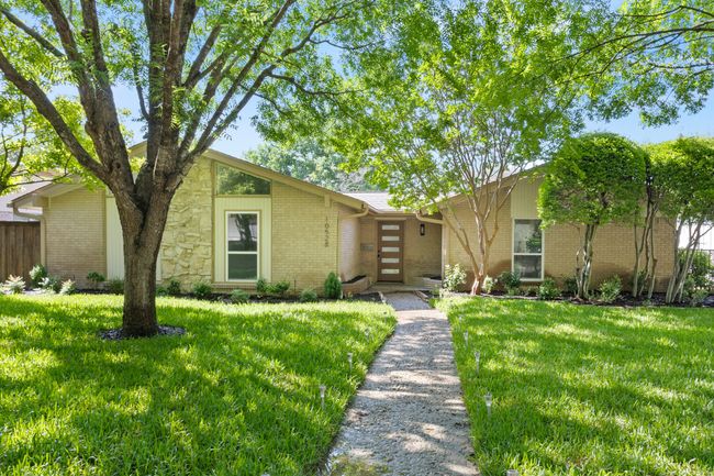 10528 Swallow Ln, House other with 3 bedrooms, 2 bathrooms and null parking in Dallas TX | Image 28