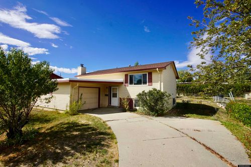 1742 Glendale Ave, Casper, WY, 82601-4951 | Card Image