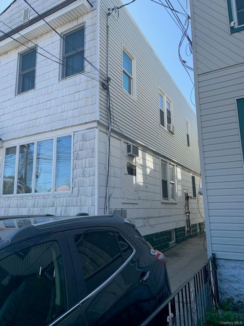 1528 Remsen Ave, Brooklyn, NY, 11236-4908 | Card Image