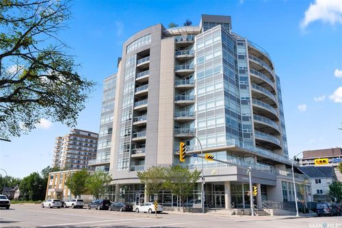 704-2300 Broad St, Regina, SK, S4P1Y8 | Card Image