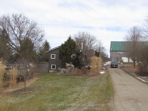 546 8 Concession, Elmwood, ON, N0G1S0 | Card Image