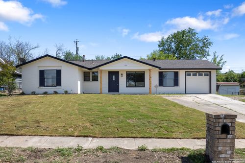 106 Mountain Valley St, San Antonio, TX, 78227-4550 | Card Image