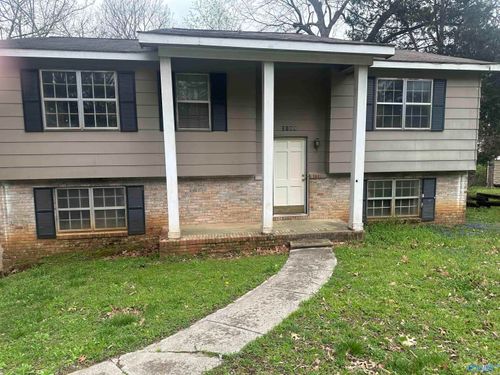 3109 Delia Ln Nw, Huntsville, AL, 35810-2915 | Card Image