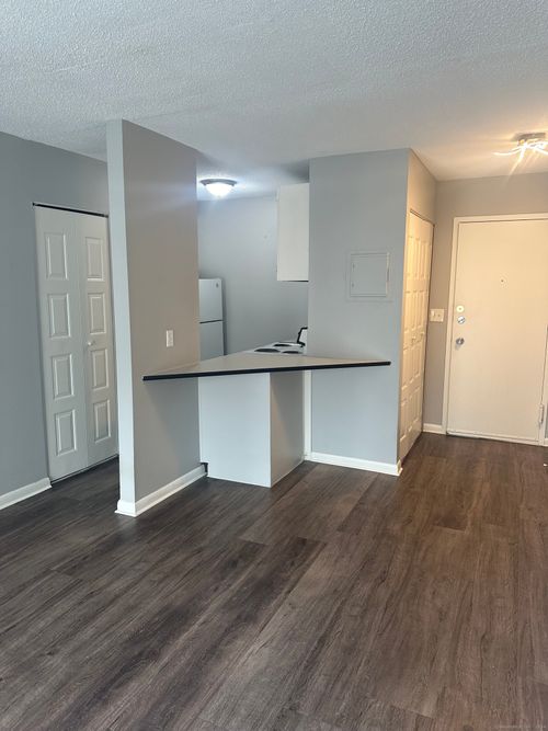 studio-bld-4-57-61 Russett Lane, Middletown, CT, 06457 | Card Image