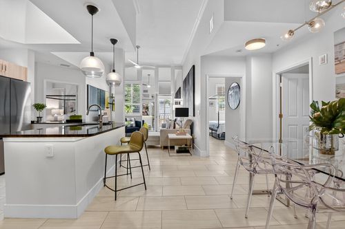 apt-141-600 S Dixie Hwy, West Palm Beach, FL, 33401-5826 | Card Image