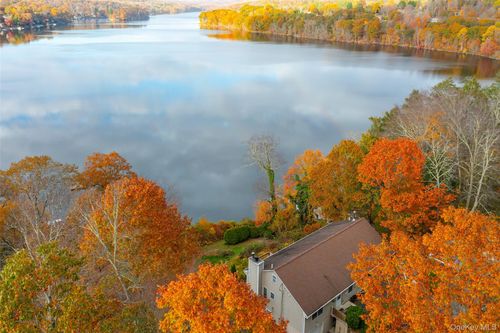 1098 Route 292, Holmes, NY, 12531-5553 | Card Image