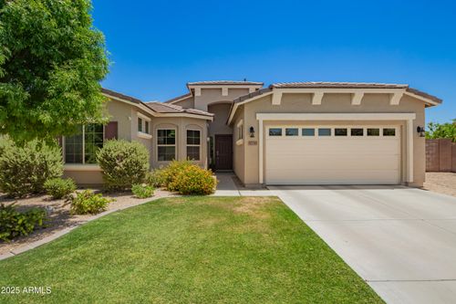 5735 S Cloverdale Ln, Gilbert, AZ, 85298-5789 | Card Image