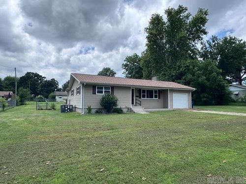 314 Glenstone Dr, Mountain Home, AR, 72653-3025 | Card Image