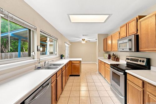 8107 Sunshine Trail Dr, San Antonio, TX, 78244-2301 | Card Image