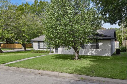 116 San Jacinto Street, Waxahachie, TX, 75165 | Card Image