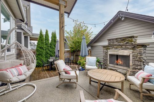 2115 166 St, Surrey, BC, V3Z0V6 | Card Image