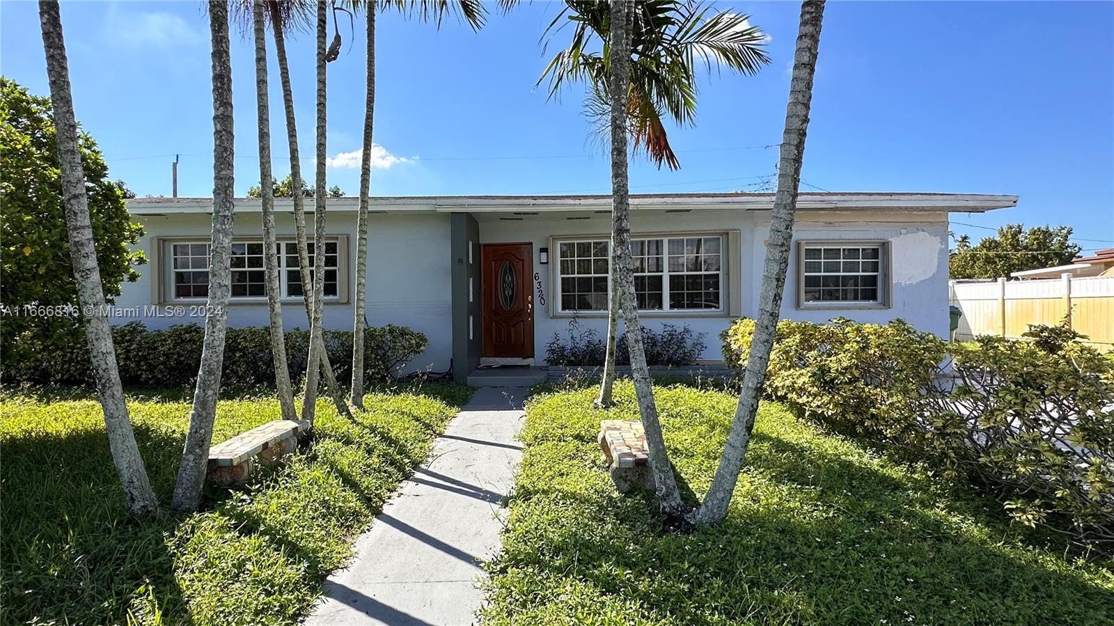 113th Ter, Hialeah, FL 33012
